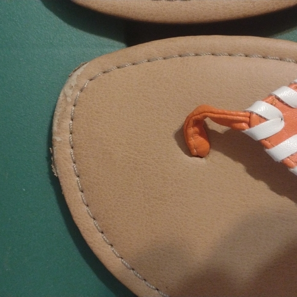 Oklahoma State flip flops - Picture 6 of 8